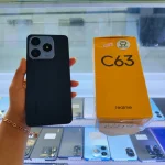 C63 8/128GB SECOND
